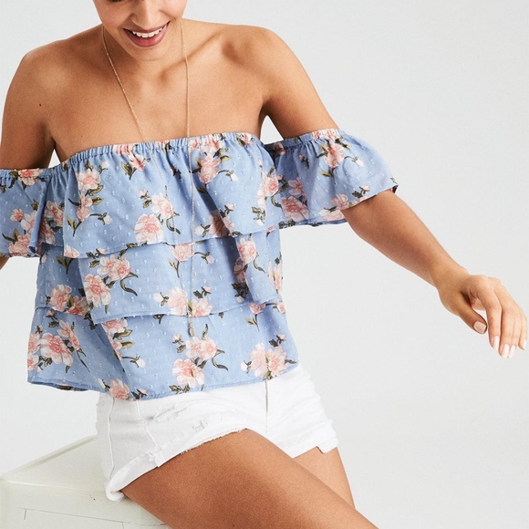American Eagle Outfitters Tops - American Eagle Three Tiere Top